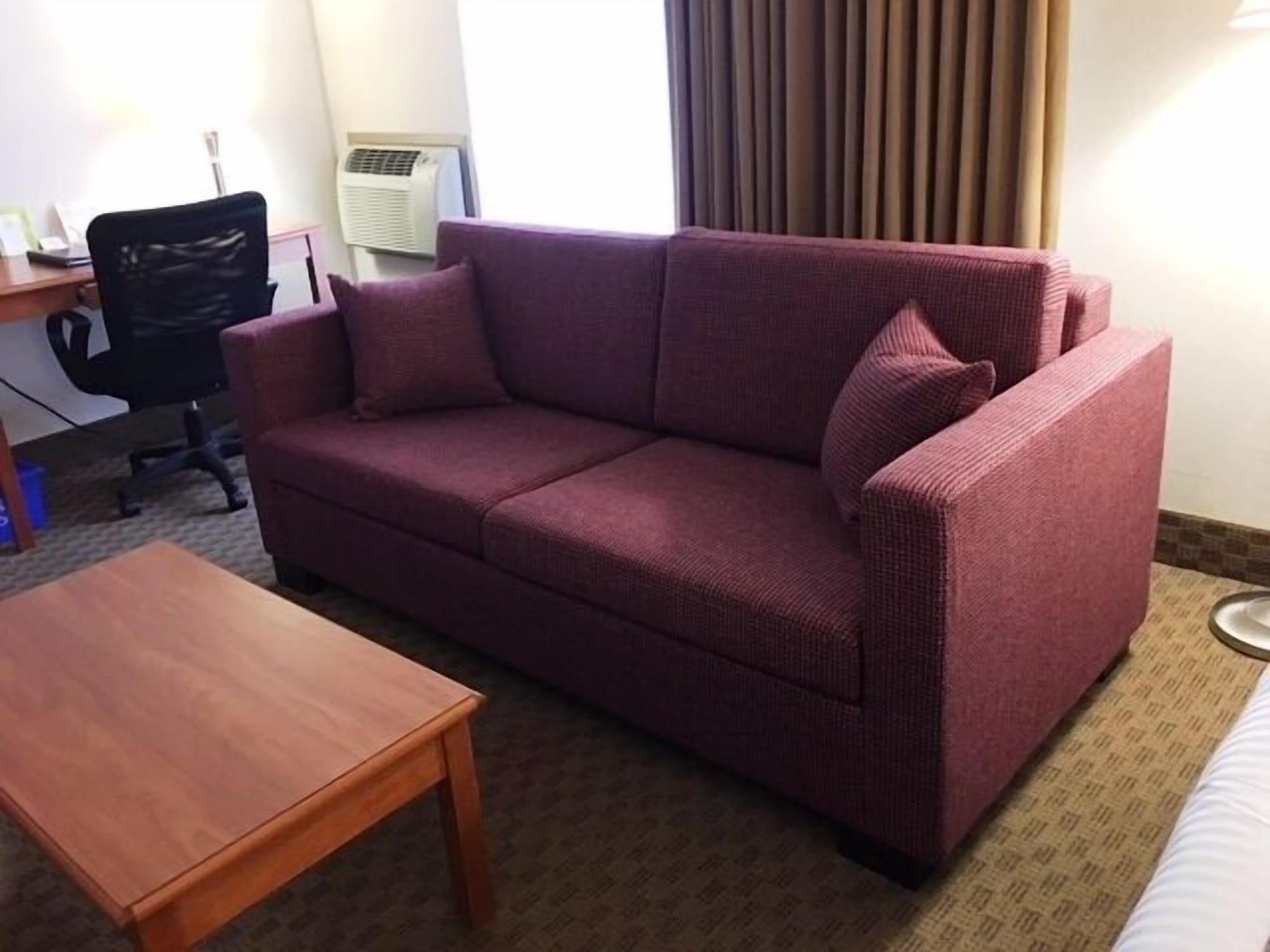 Ramada By Wyndham Edmonton South Hotel Eksteriør billede